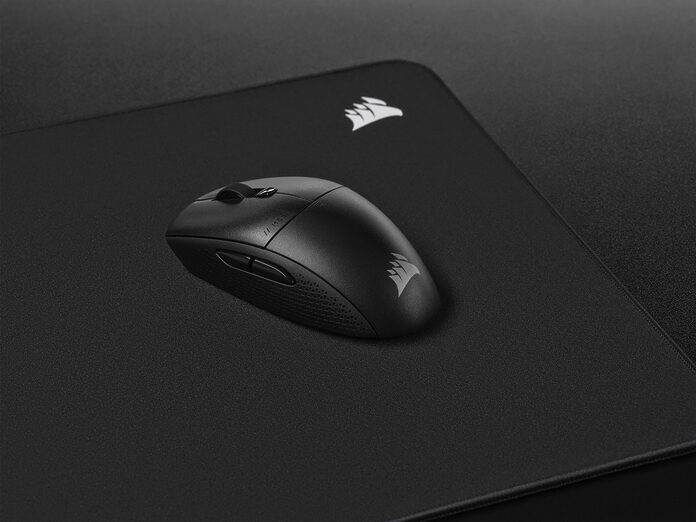 Corsair M55 y M55 Wireless: ratones para juegos multigénero