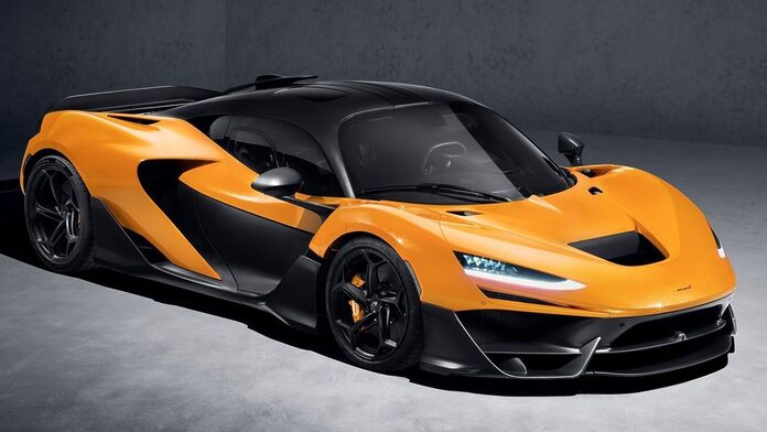 15 datazos del McLaren W1 que hacen temblar al resto de la Santísima Trinidad