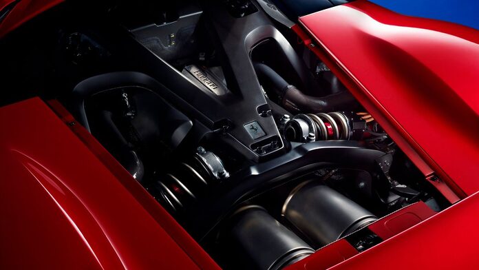 El Ferrari F80 podría haber montado un motor V12, pero al final optaron por un V6. Esta es la razón