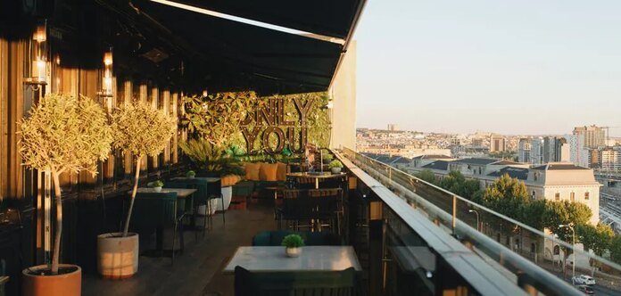 El rooftop del centro de Madrid perfecto para disfrutar de la mejor gastronomía este otoño