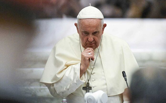 La guerra en Ucrania es una ‘vergüenza para toda la humanidad’, afirma el papa en mensaje